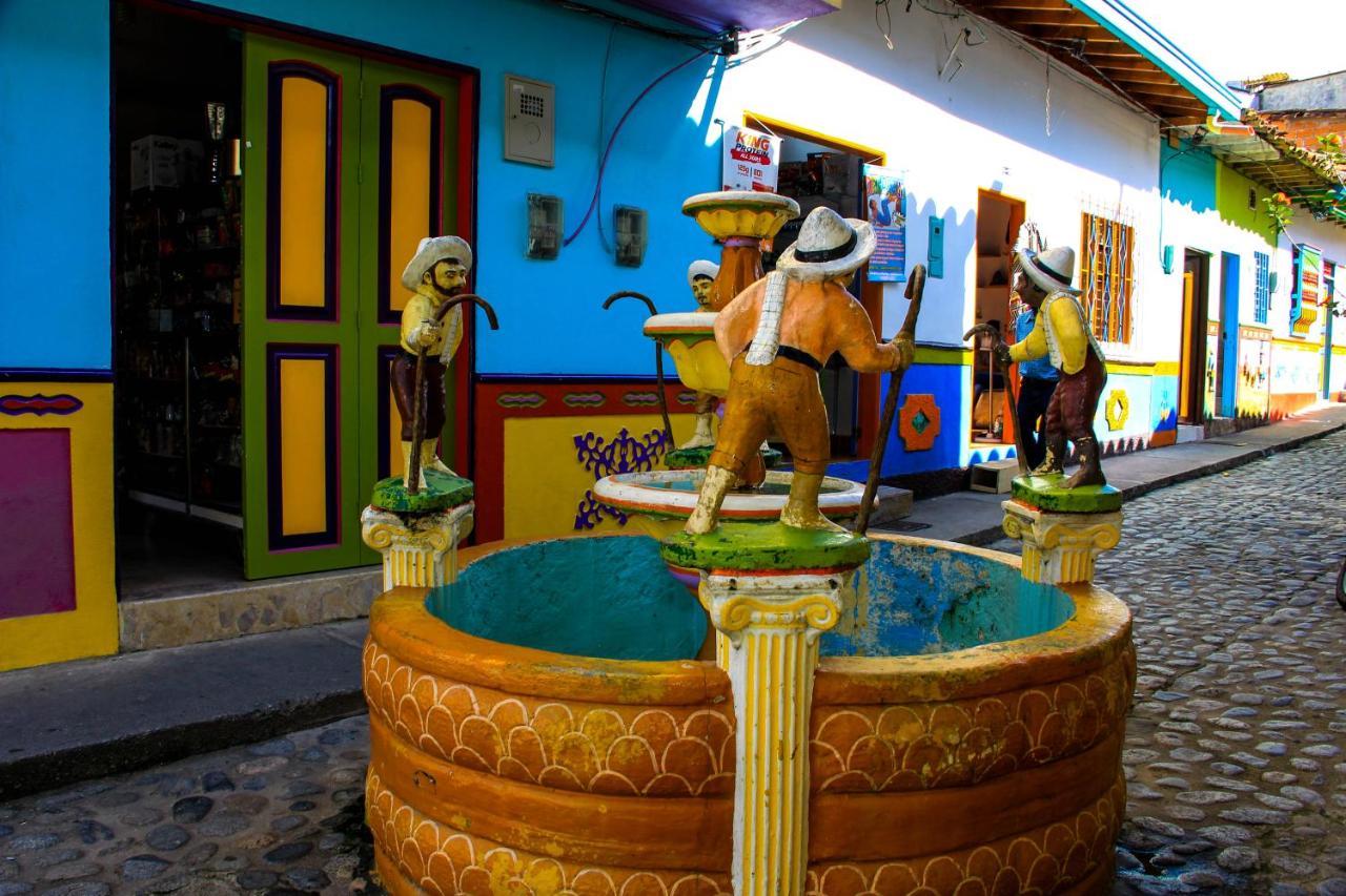 Hotel Real Guatapé Екстериор снимка